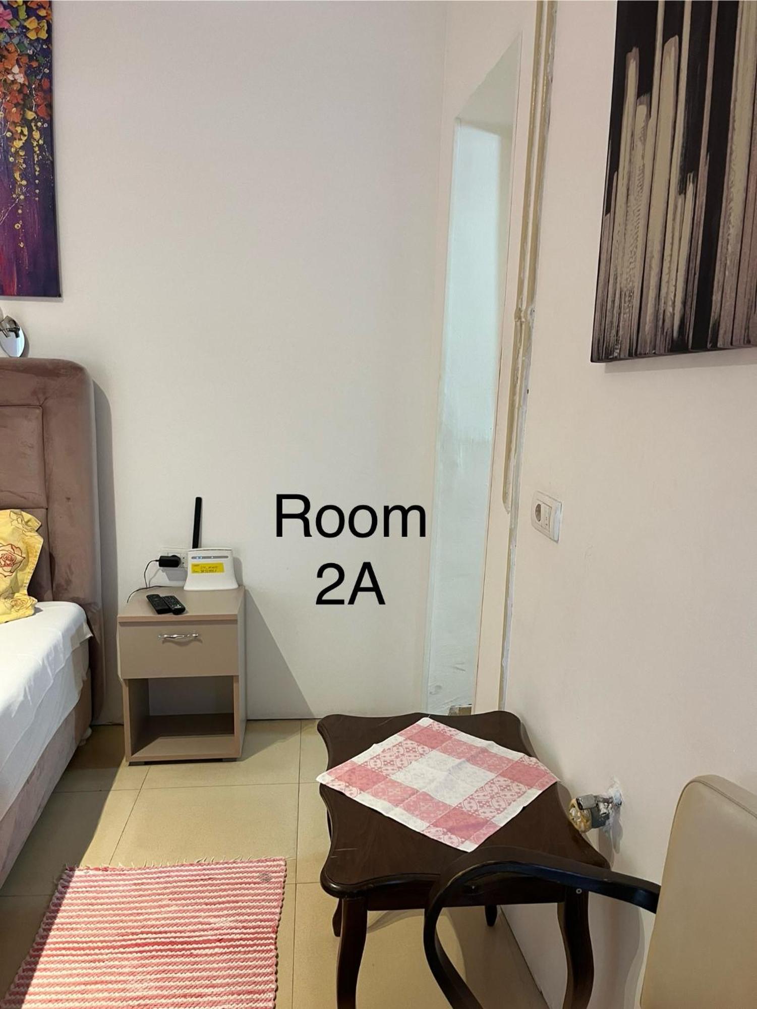 Sobe Sa Sopstvenim Kupatilom Private Rooms Bathroom In Center Novi Sad Luaran gambar